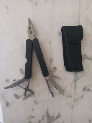 Budget folding multitool new unused