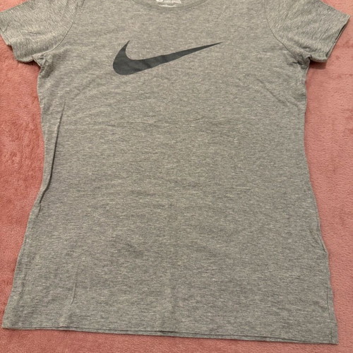 Nike women's short-sleeve T-shirt size L like new, gray