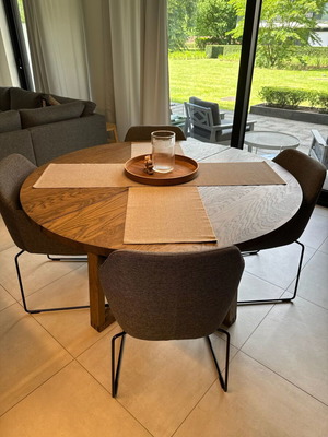 IKEA TOSSBERG dining set with round oak table and 4 chairs