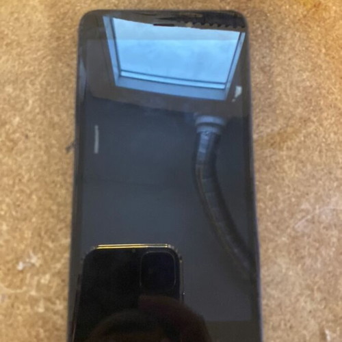 Xiaomi Redmi 4A 16GB phone with slight defective screen