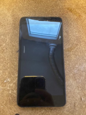 Xiaomi Redmi 4A 16GB phone with slight defective screen