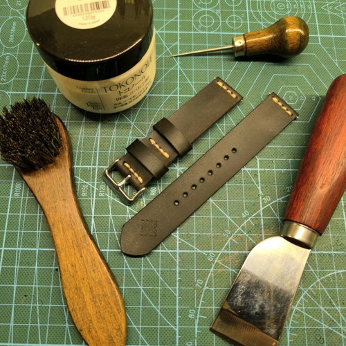 Handmade leather watch strap sewn by hand