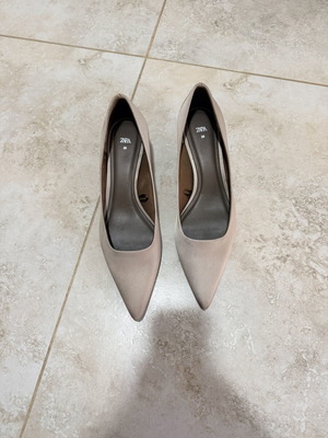Zara Shoes New Size 38 Beige
