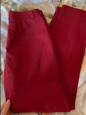 Pink Woman red pants new, size XS