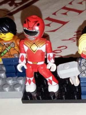 Σούπερ ήρωες Lego και σούπερ κροκόδειλος σαν καινούργιο, παλιές μινιατούρες 8 τεμ.