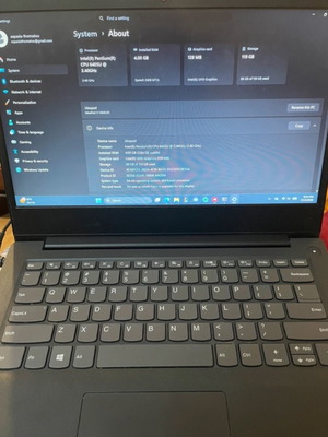 Lenovo IdeaPad 3 φορητός υπολογιστής 14 ιντσών, Pentium Gold 6405U, 4GB RAM, 128GB SSD