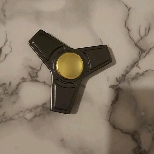 Fidget spinner metal used with box