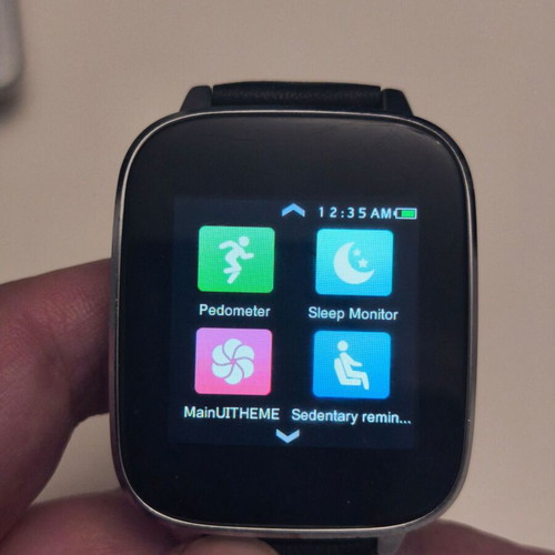 Zeblaze Crystal smartwatch with metal case and leather strap