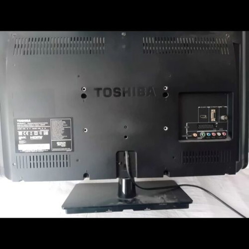 Toshiba 32' LCD TV