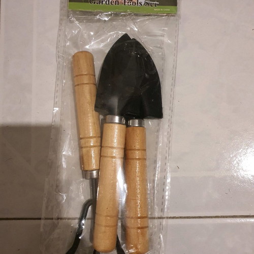 Mini garden tools set new for pots