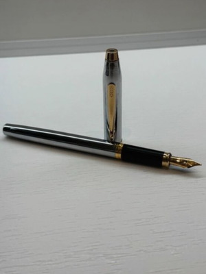 Cross fountain pen like new