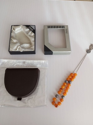 Komboloi in Amber Color with Coin Purse Gift Set new