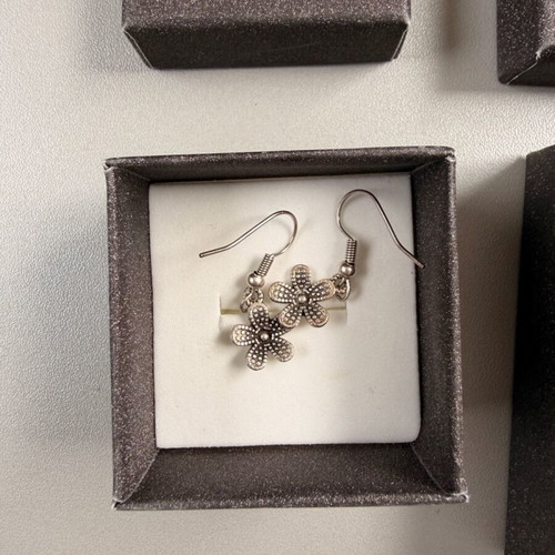 Earrings like new, all together