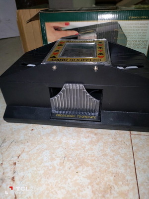 Card shuffler machine new