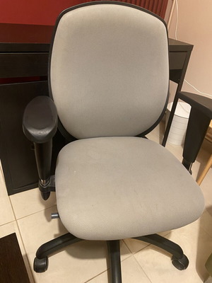 Office chair, comfortable and sturdy