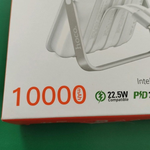 Wireless powerbank with 4 cables and 10000mAh battery new