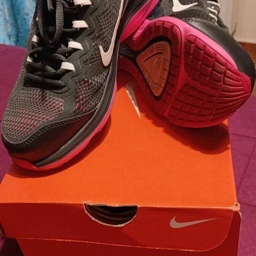 Nike Dual Fusion Run 3 women's running shoes size 36, black and pink