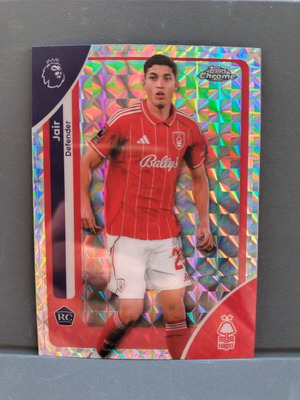 2026 Topps Chrome Premier League Jair RC Geometric Refractor Rookie card like new
