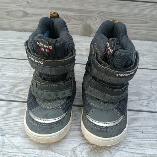 Viking Gore Tex Kids Boots size 22 like new