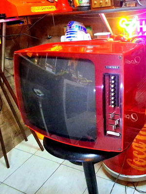 Centuri black and white television like new