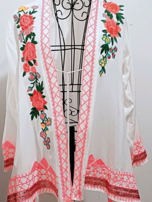 Κιμονό Liaa Milano Design Paris καινούργιο, λευκό βισκόζ με floral κεντήματα