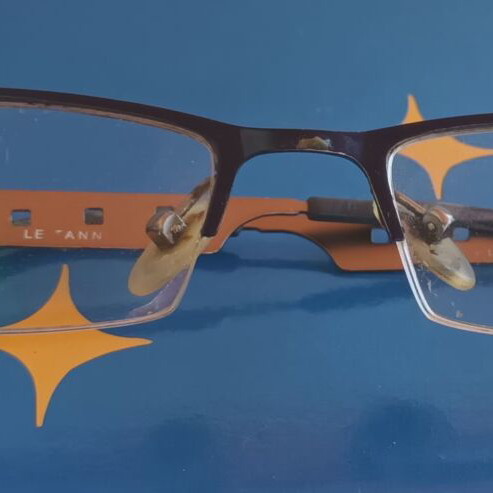 Le Tanneur eyeglass frame like new, blue and silver
