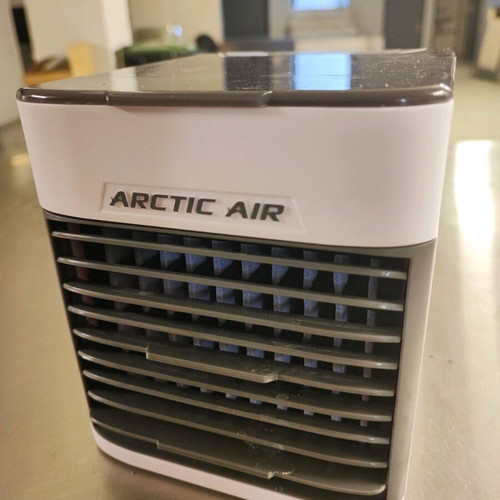 Arctic Air mini air conditioner like new