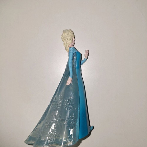Elsa Frozen figure used in good condition