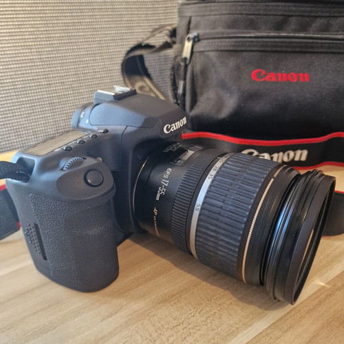 Canon DSLR 50D with Canon 17-55 IS F2.8 lens like new