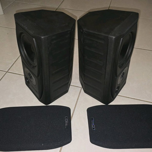 Mission M73 bookshelf speakers like new