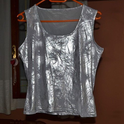 Silver shiny sleeveless top, size M
