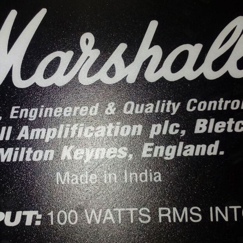 Ενισχυτής κιθάρας Marshall MG 100DFX μεταχειρισμένος με πετάλι Marshall Footswitch