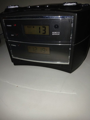 Denver Micro System CD FM Radio Alarm Clock like new