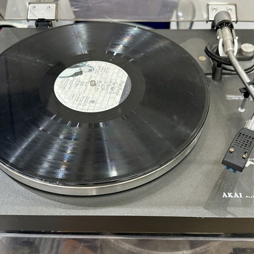 Akai AP100C turntable used, fully functional with cartridge and needle