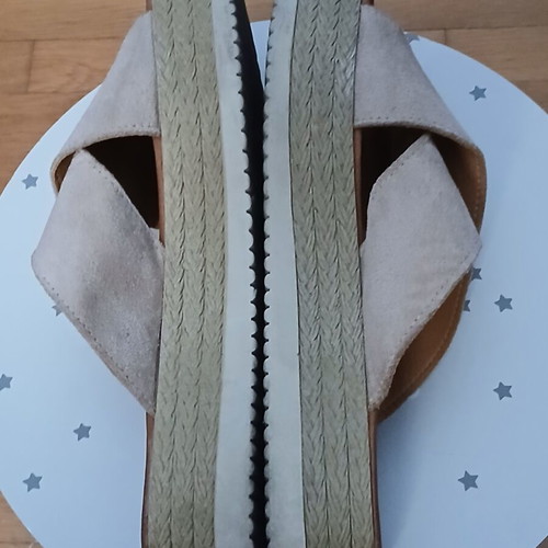 Beige suede women's cross flatform sandals size 40 used
