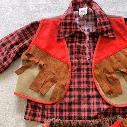 Cowboy carnival costume like new for 4 years old