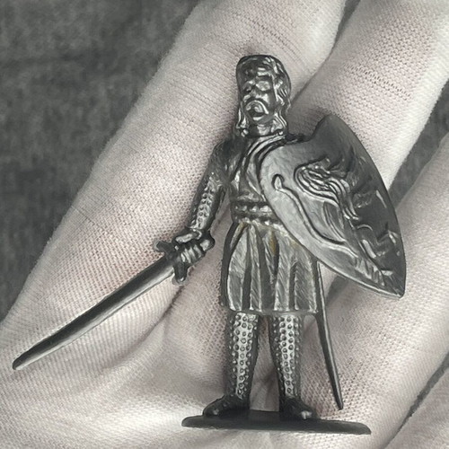 Vintage Solpa Knights figures like new