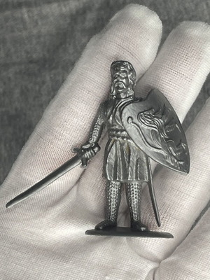 Vintage Solpa Knights figures like new