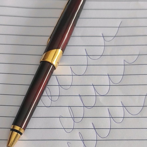 Parker Ball Pen Ellipse Red pen like new