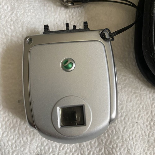Sony Ericsson vintage camera for mobile phone used, with case, collectible