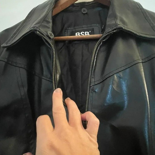 BSB black leather coat size L, slim fit