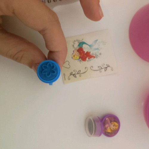 Toy figures stampers Baby Shark and Disney princesses new