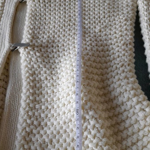 Women's knitted cardigan like new, size L, white beige