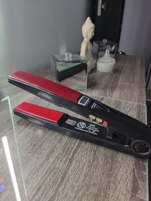 Professional Hair Straightener Used