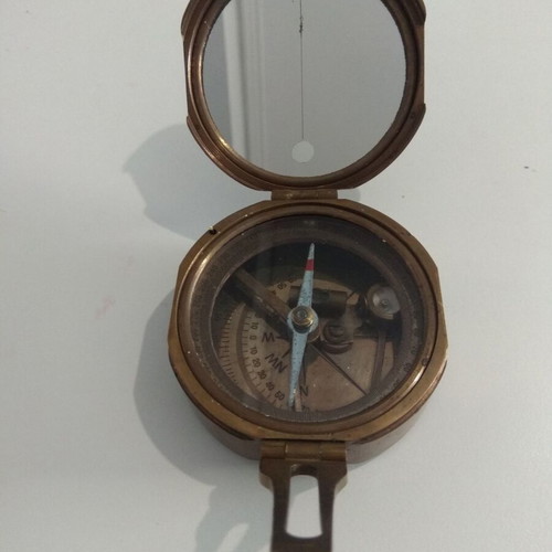 Vintage ορειχάλκινη πυξίδα με ηλιακό ρολόι μεταχειρισμένη, τύπου Stanley London