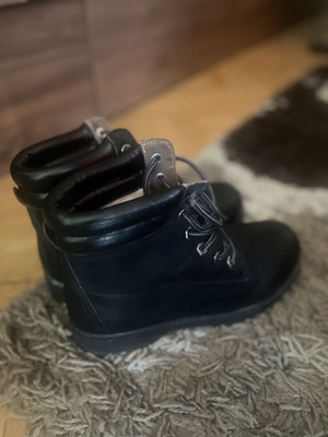 Woman boots size 39, black