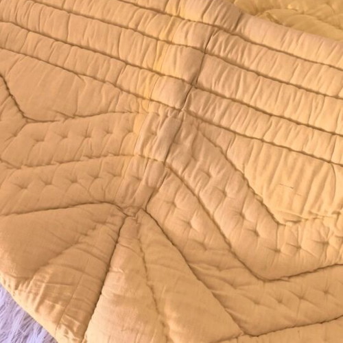 Heavy gold quilt used, vintage style 1.60x1.80
