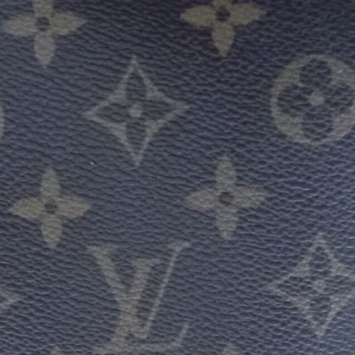 Louis Vuitton bag collectible like new, brown with monogram and chain