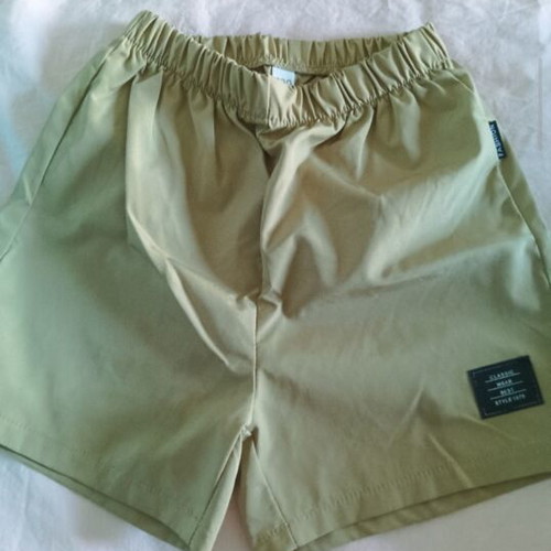 Boys' shorts pack of 3, size 6-7 years, like new
