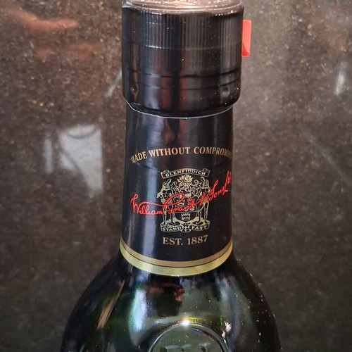 Glenfiddich 12 years collectible new, bottled 1990